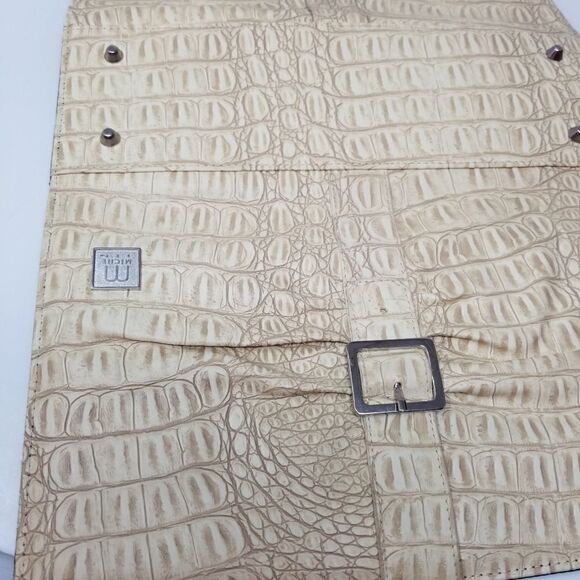 Miche ivory bag cover. Faux Alligator Texture - Picture 2 of 7